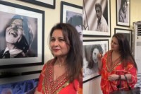 Poonam Dhillon Ignored Amitabh Bachchan Picture