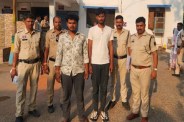 Robbery in Ambikapur, loot with auto driver, 2 robbers arrested