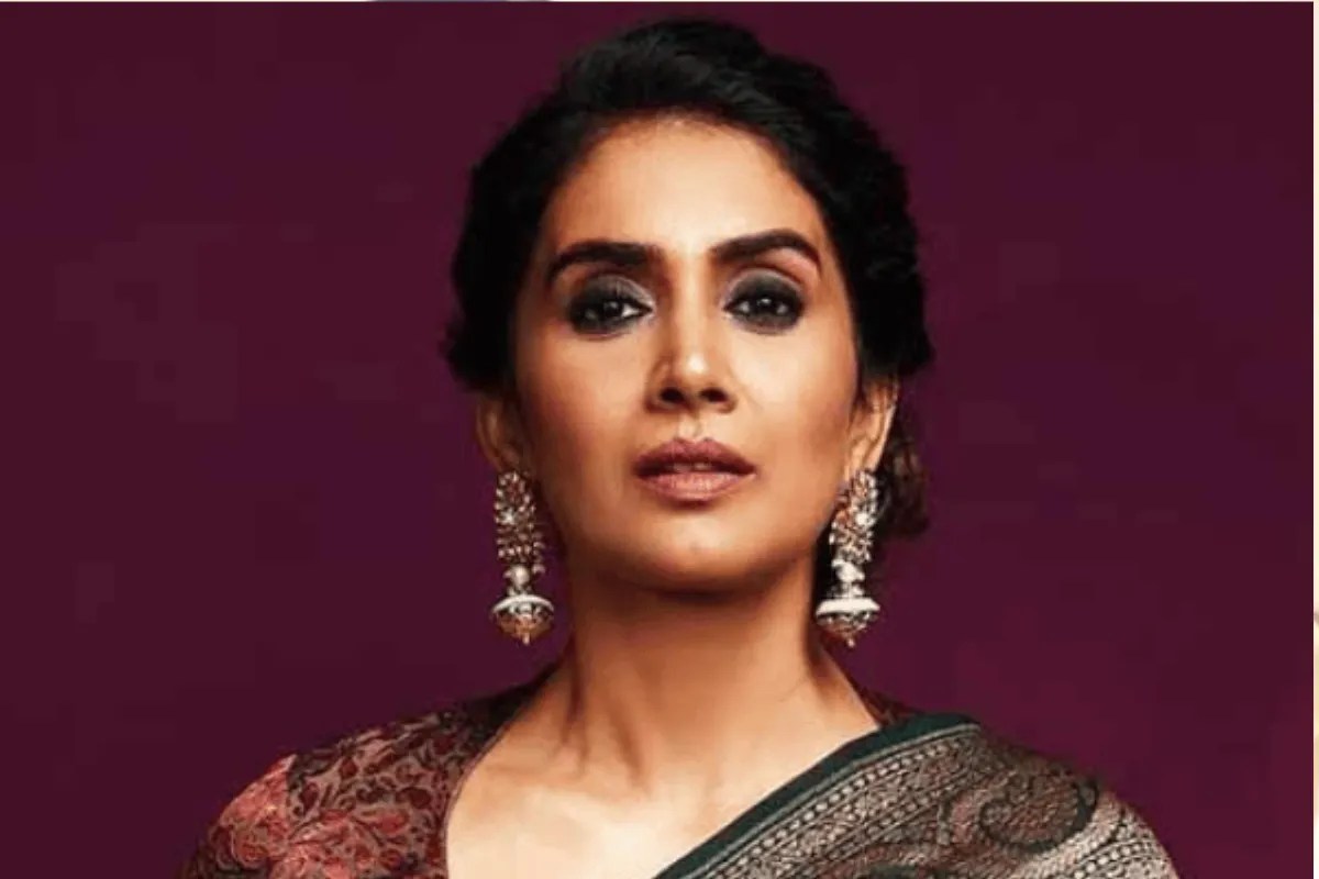 Sonali Kulkarni Childhood Experience