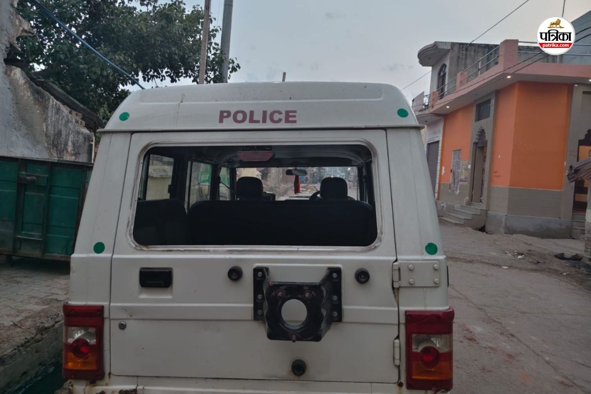 Stone-pelting at Govindgarh Police Station-4