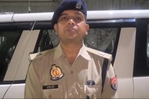 घटना की जानकारी देते अपर पुलिस अधीक्षक, फोटो सोर्स- पत्रिका