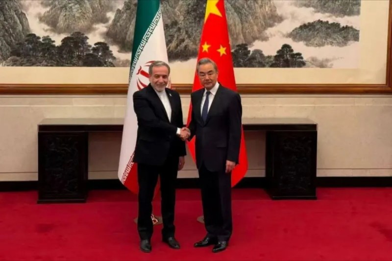 Abbas Araghchi and Wang Yi