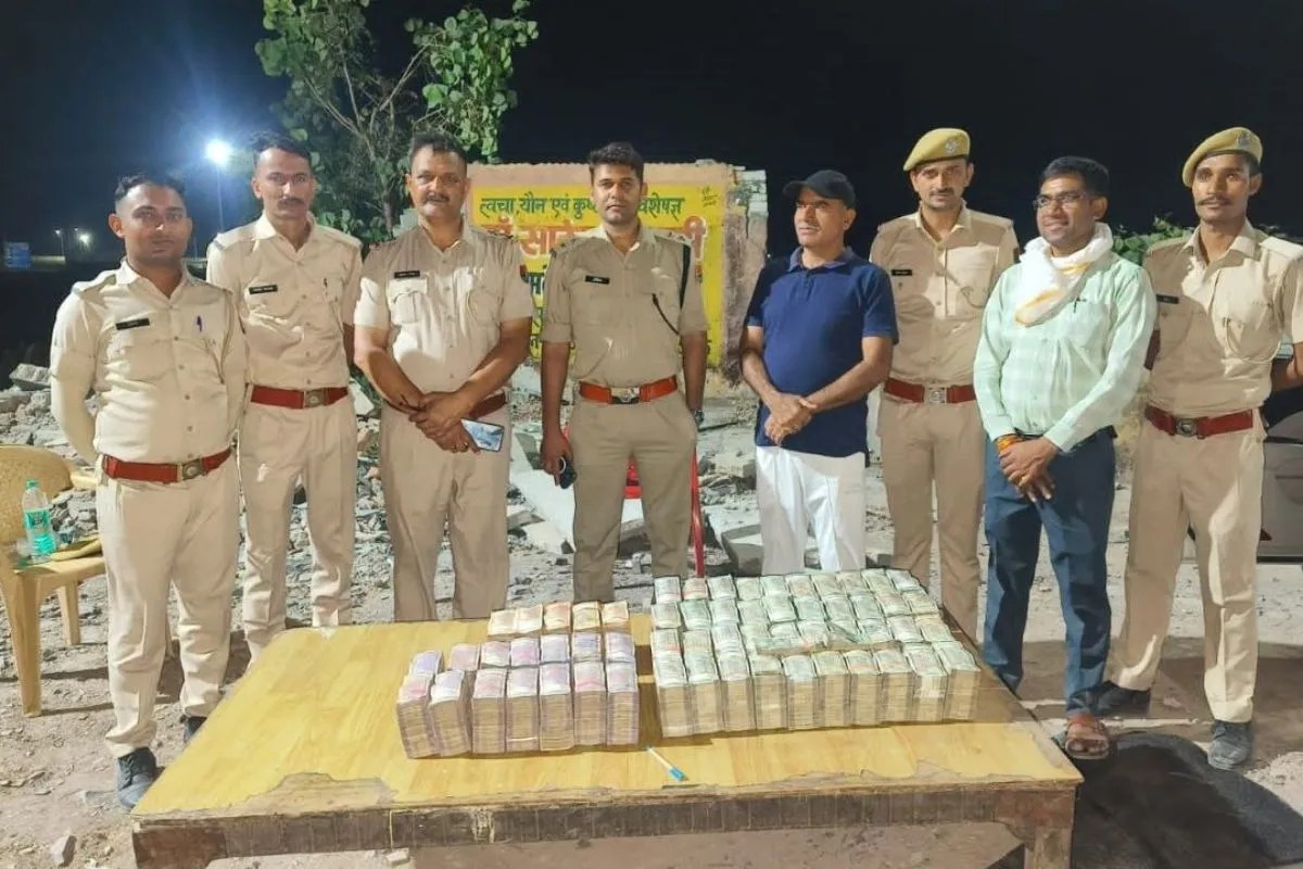 cash recover in car