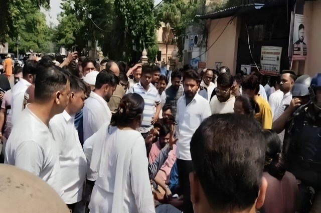 

 18 से 20 मई तक न्यायिक कार्य बहिष्कार, दोषी पुलिसकर्मियों पर कार्रवाई की मांग तेज