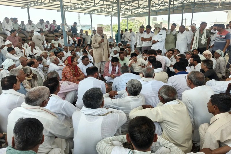 Farmers Protesting