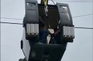 Ropeway gets stuck mid-air in Gulmarg