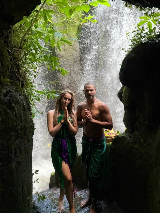 Shikhar Dhawan With Wife Sophie
