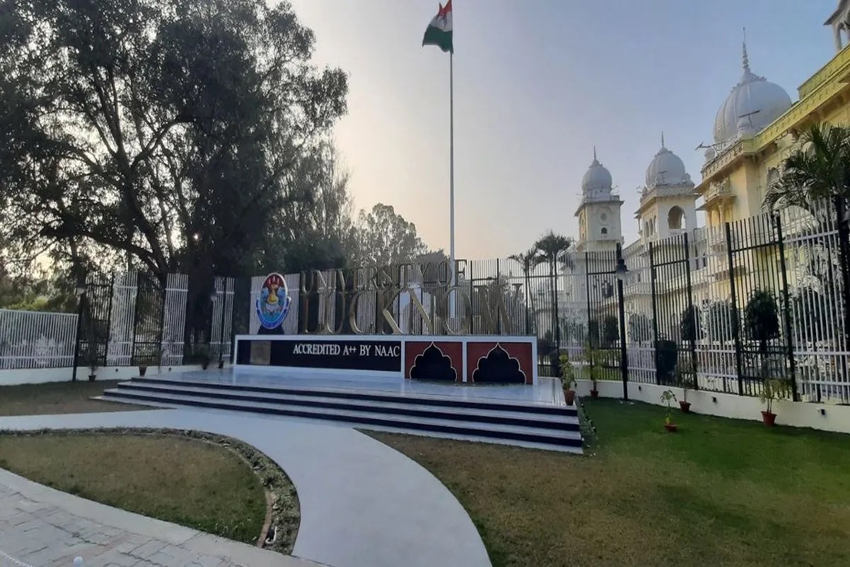 1 जून से 11 जुलाई तक बंद रहेंगी कक्षाएं, जरूरत पड़ने पर बुलाए जा सकेंगे शिक्षक (फोटो सोर्स : भाषा WhatsApp News Group)