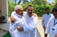 nishant kumar with his father ex cm of bihar nitish kumar