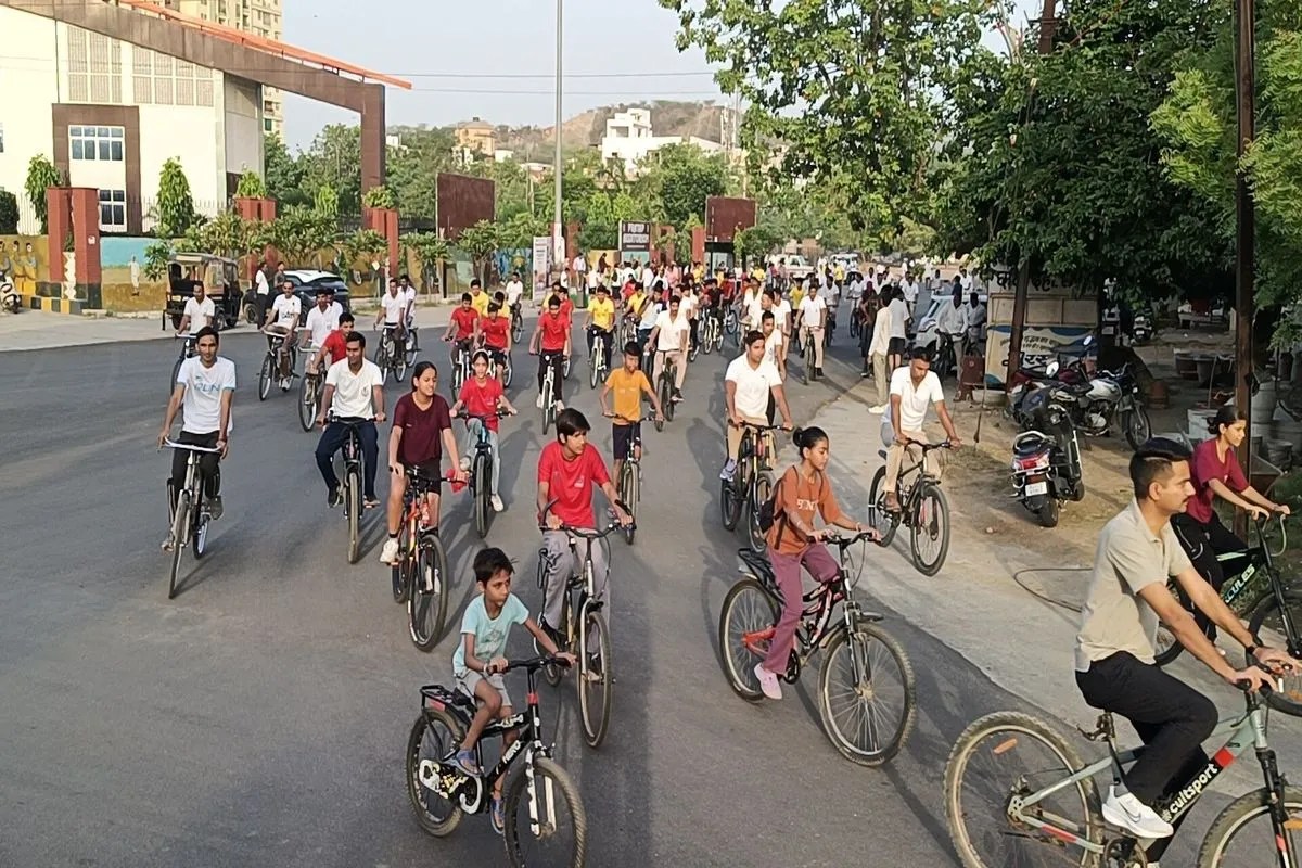 sunday on cycle