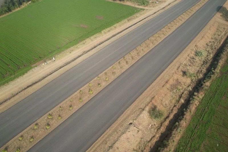 Four-Lane Highway
