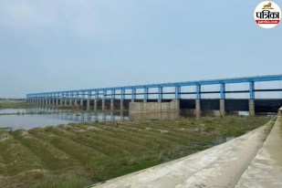 Boundary pillars marking Ramganga flood plain villages against illegal encroachments