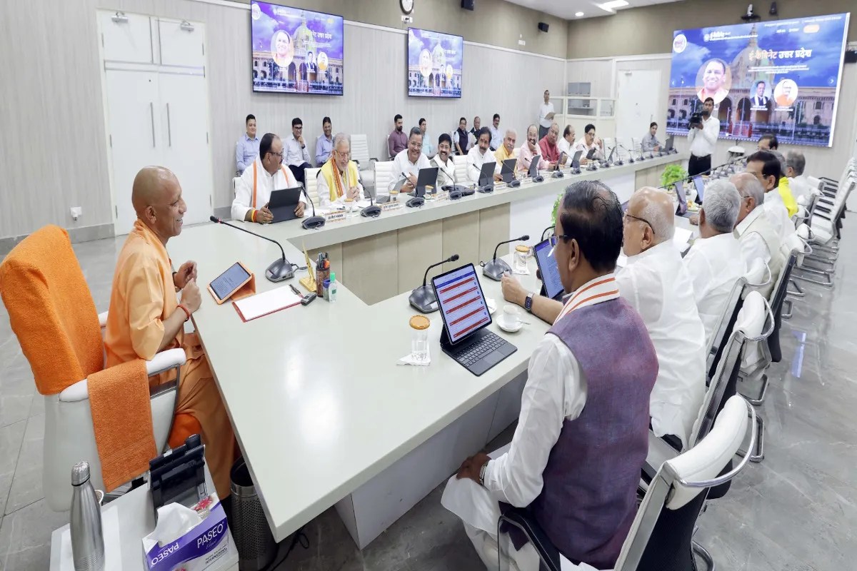 कैबिनेट बैठक में 12 अहम प्रस्तावों पर लगी मुहर, लोहिया संस्थान में 1010 बेड अस्पताल निर्माण को भी हरी झंडी (फोटो सोर्स : भाषा WhatsApp News Group)