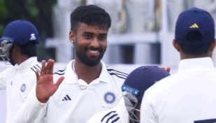 अफगानिस्तान के खिलाफ पदार्पण मैच में अपनी जुझारू पारी खेलते हुए श्रीगंगानगर के मानव सुथार
