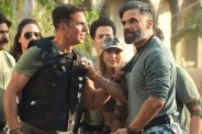 Welcome to the Jungle Box Office Collection Day 4 Akshay Kumar film beat cocktail 2 Bhooth Bangla monday