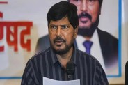 सीएम योगी के बयान के बीच केंद्रीय मंत्री ने दिया सम्मान और मर्यादा का संदेश (फोटो सोर्स : भाषा संवाद WhatsApp News Group)