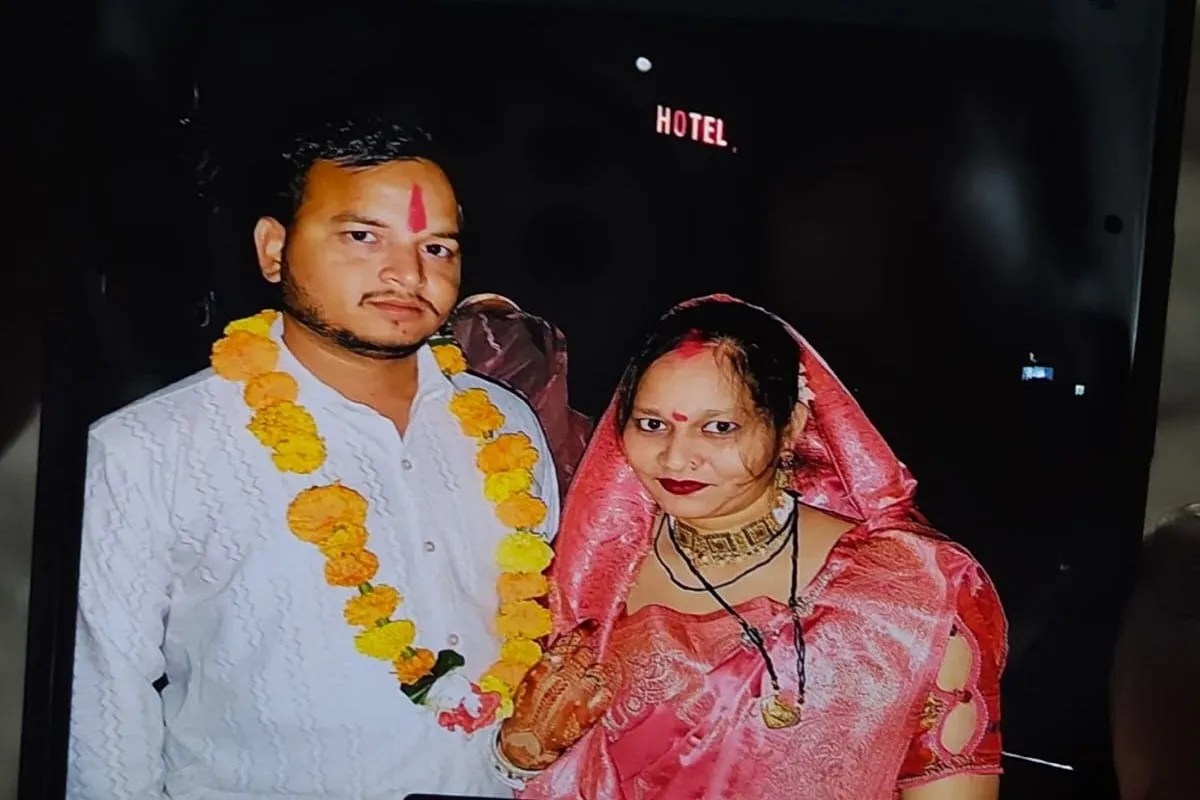 महिला की सिर में गोली लगने से मौत