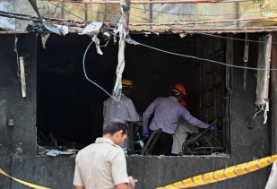 Delhi hote; Fire