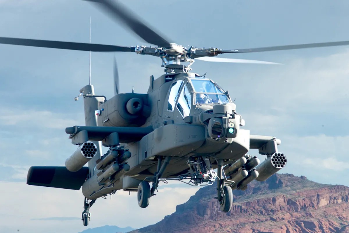 US Army Apache Helicopter Crash, Apache Helicopter Crash in Oman, US Military Crash in Oman, US Army Helicopter Accident,