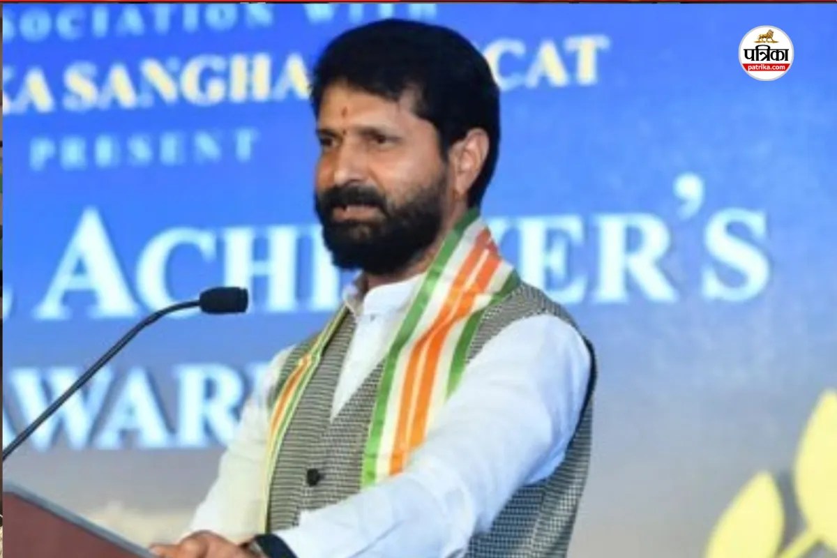 ‘गुंडों जैसा बर्ताव बंद करो’, BJP नेता सीटी रवि ने प्रियांक 