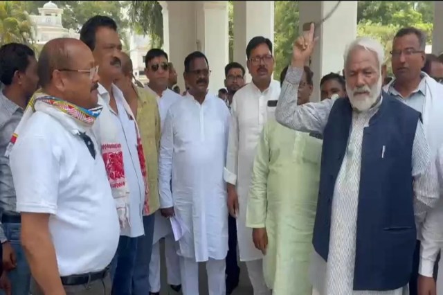 MLA-Naib Tehsildar Controversy