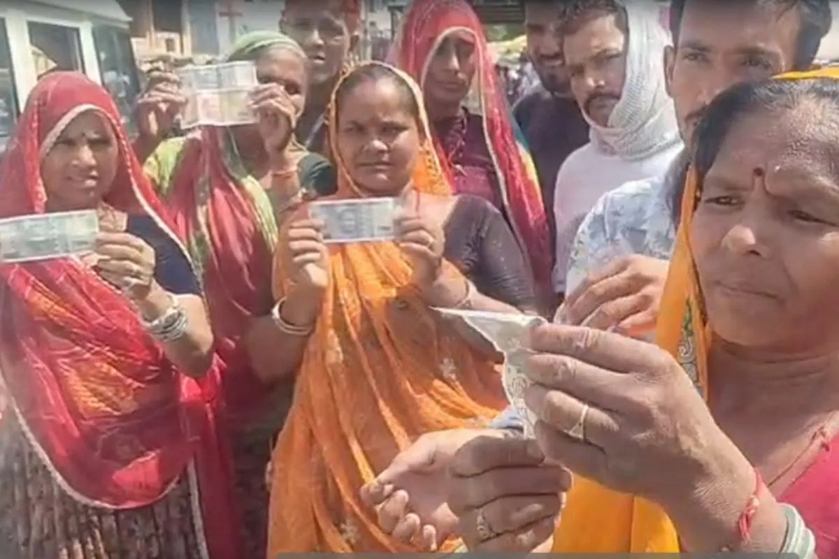 Fake currency Tonk