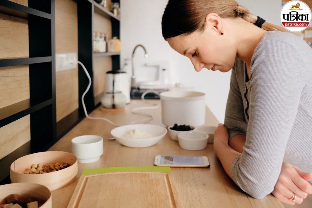 Food poisoning symptoms,Food poisoning dehydration signs,What happens in food poisoning,