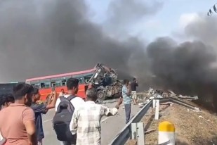 Gujarat bus Accident News