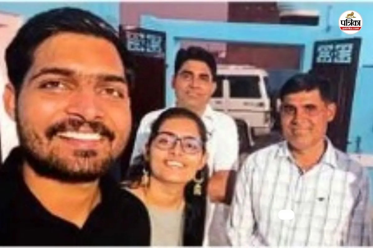 Hanumangarh Lunaram Chaudhary 2 son daughter doctors 8 gaon children Inspired cracked NEET
