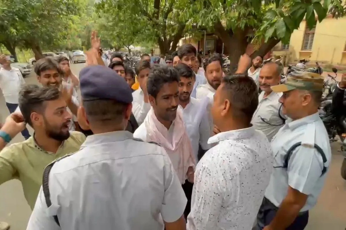 Bhu students protest
