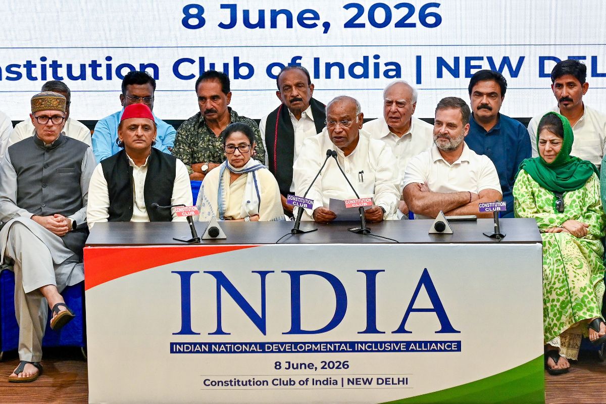 सियासी उठापटक के बीच इंडिया ब्लॉक की बड़ी बैठक, इन 5 बड़े नि