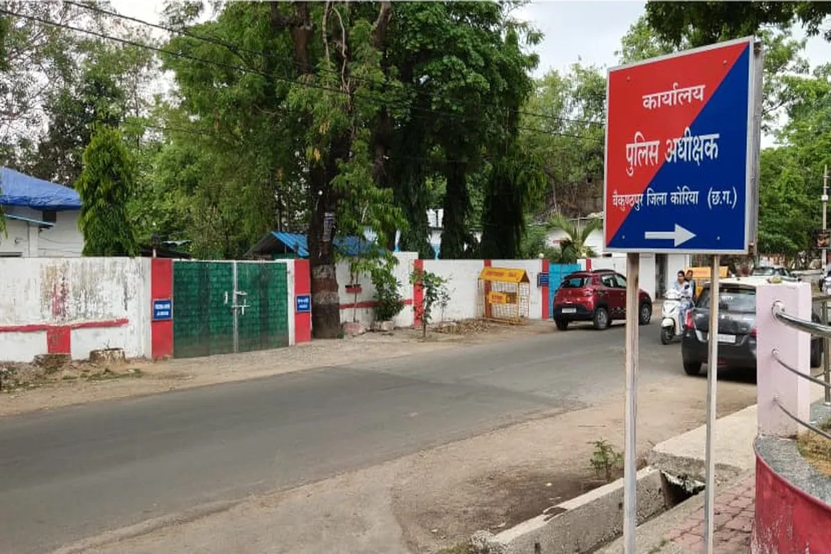 Judge bungalow theft case