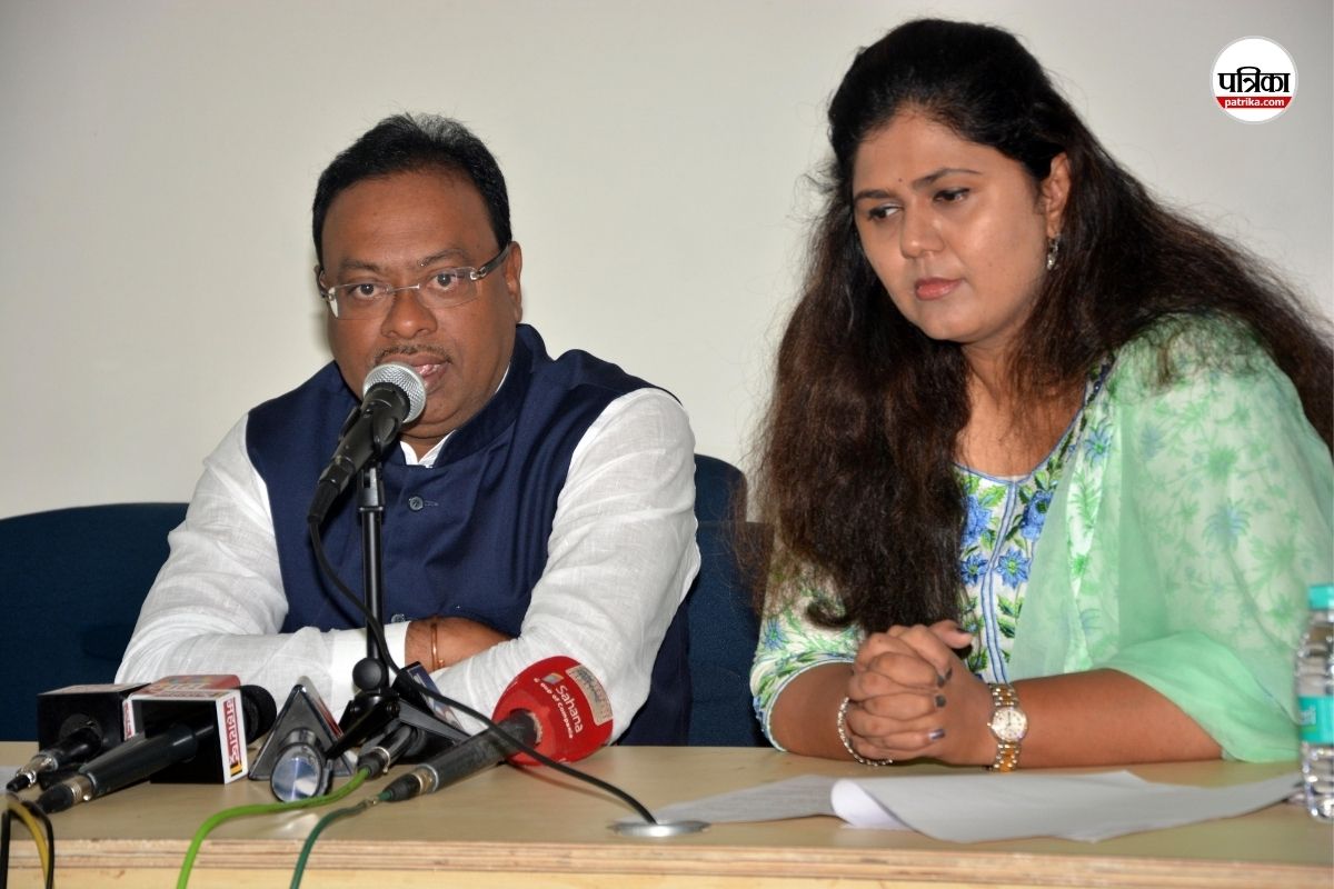 Shiv Sena UBT Crisis