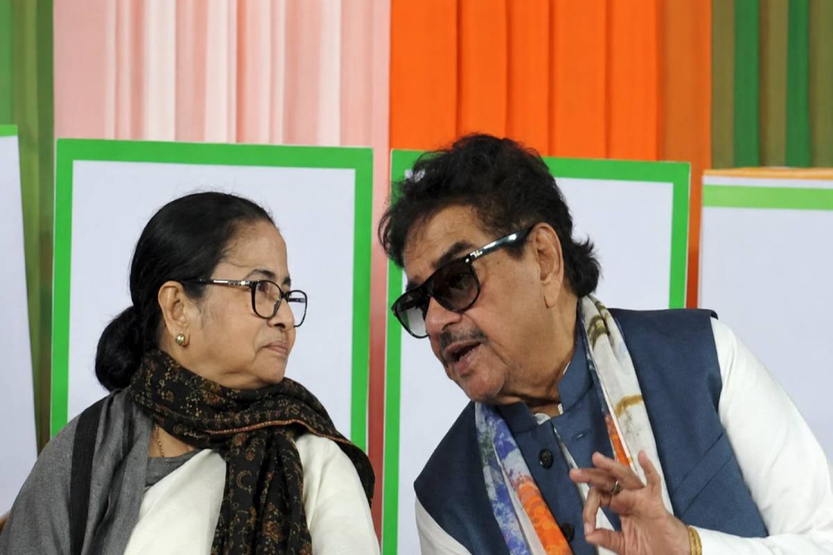 Mamta Benerji and Shatrughan Sinha News