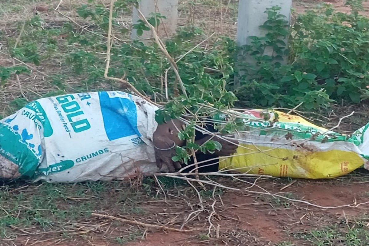 Murder in Surajpur, Dead body found in sacks