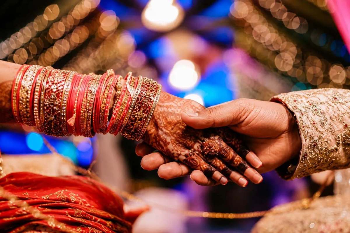 sonbhadra news Wife accuses husband of assault know whole matter