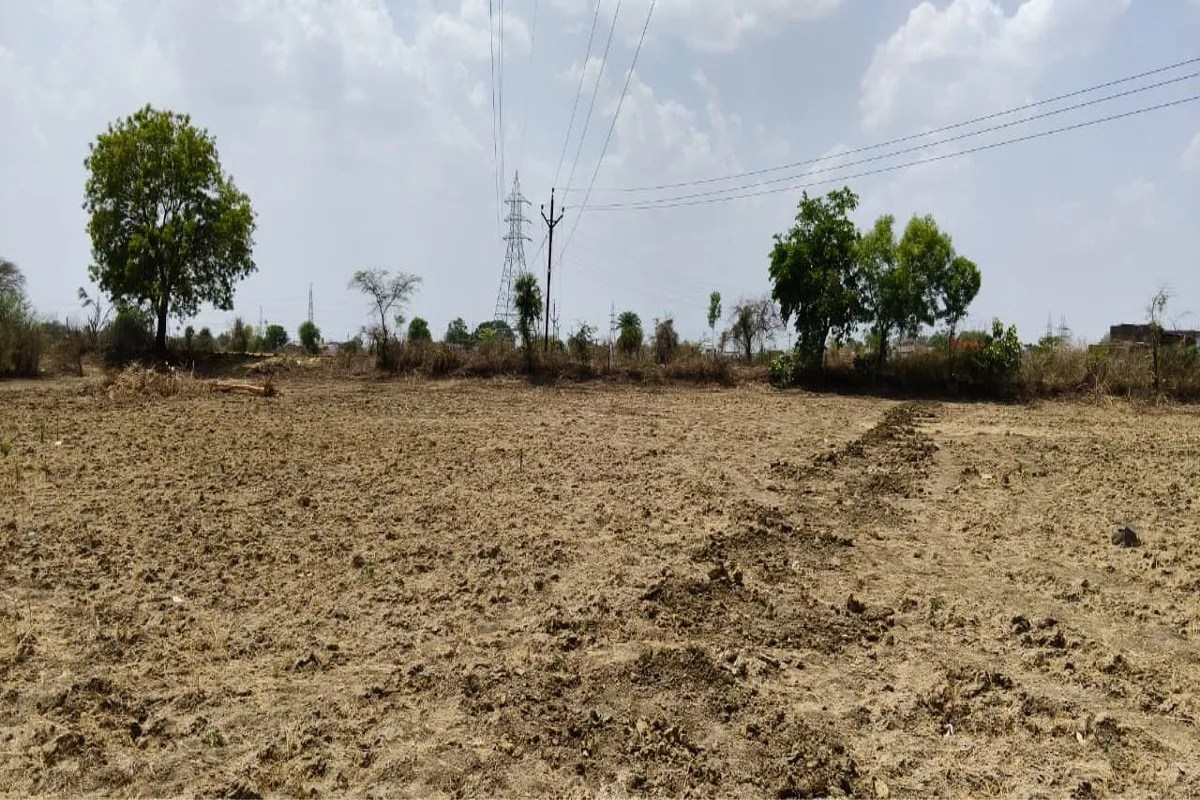 Beneficiaries will have to struggle to reach the new Janpad building.