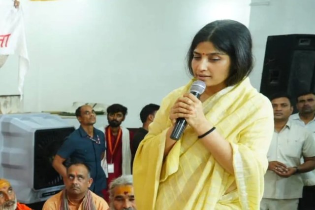 डिंपल यादव का बड़ा बयान: गिरफ्तारी संभव थी तो एनकाउंटर की जरूरत क्यों पड़ी?