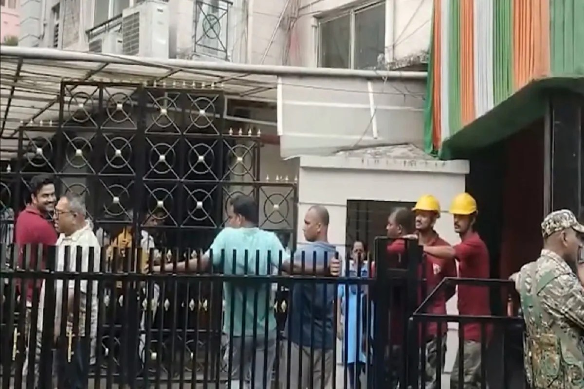 ED Raids at Abhishek Banerjee residence