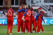 England Women reach semi-final