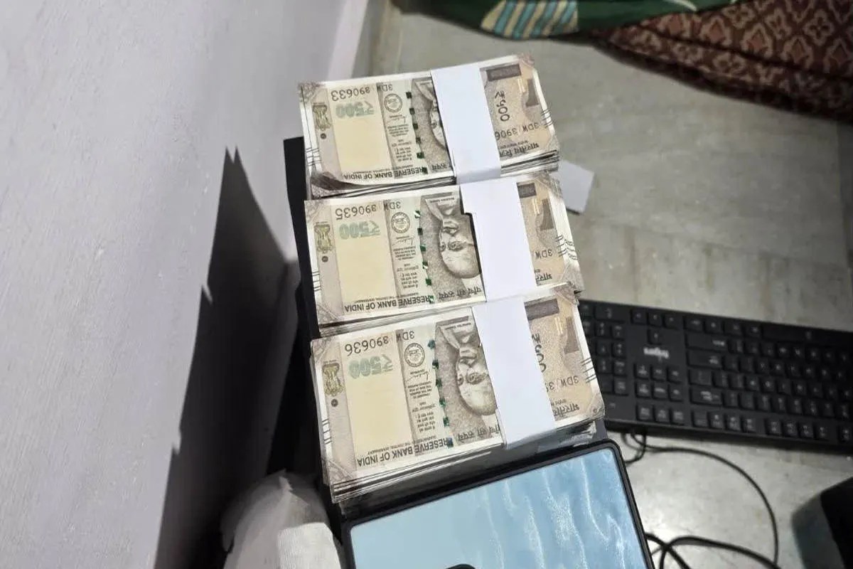 fake currency case