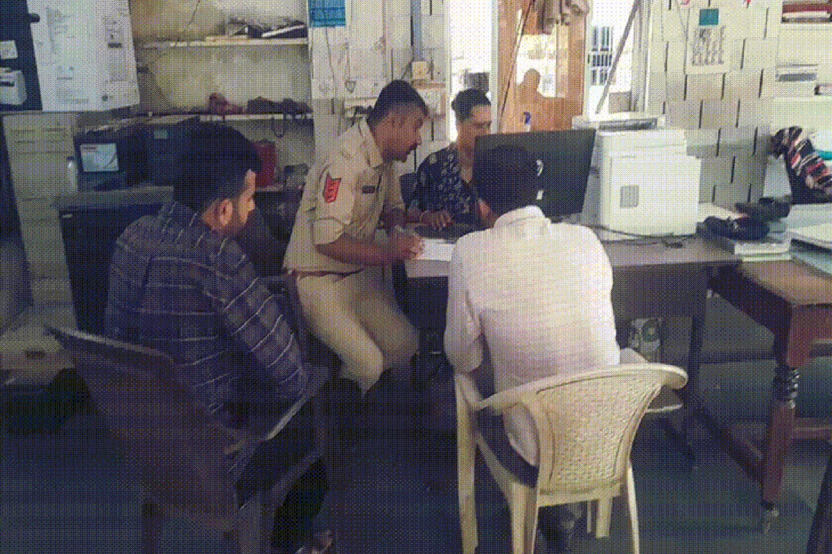 7 Suspended Doctors Absconding in Bhavnagar Ragging Case
