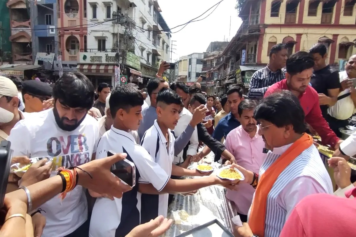 Kailash Vijayvargiya peculiar advice