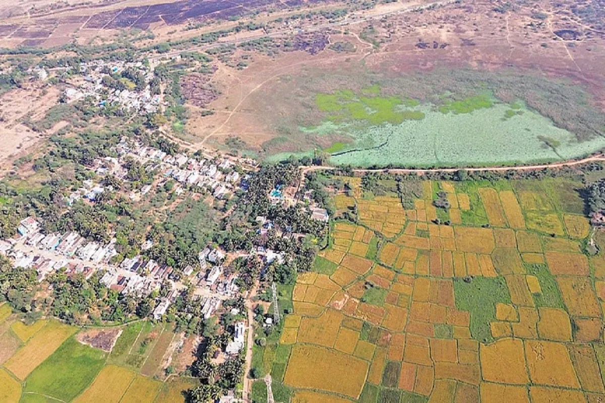 Parandur greenfield airport, Airport
