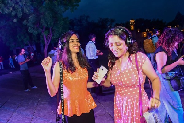 patrika gate franch concert