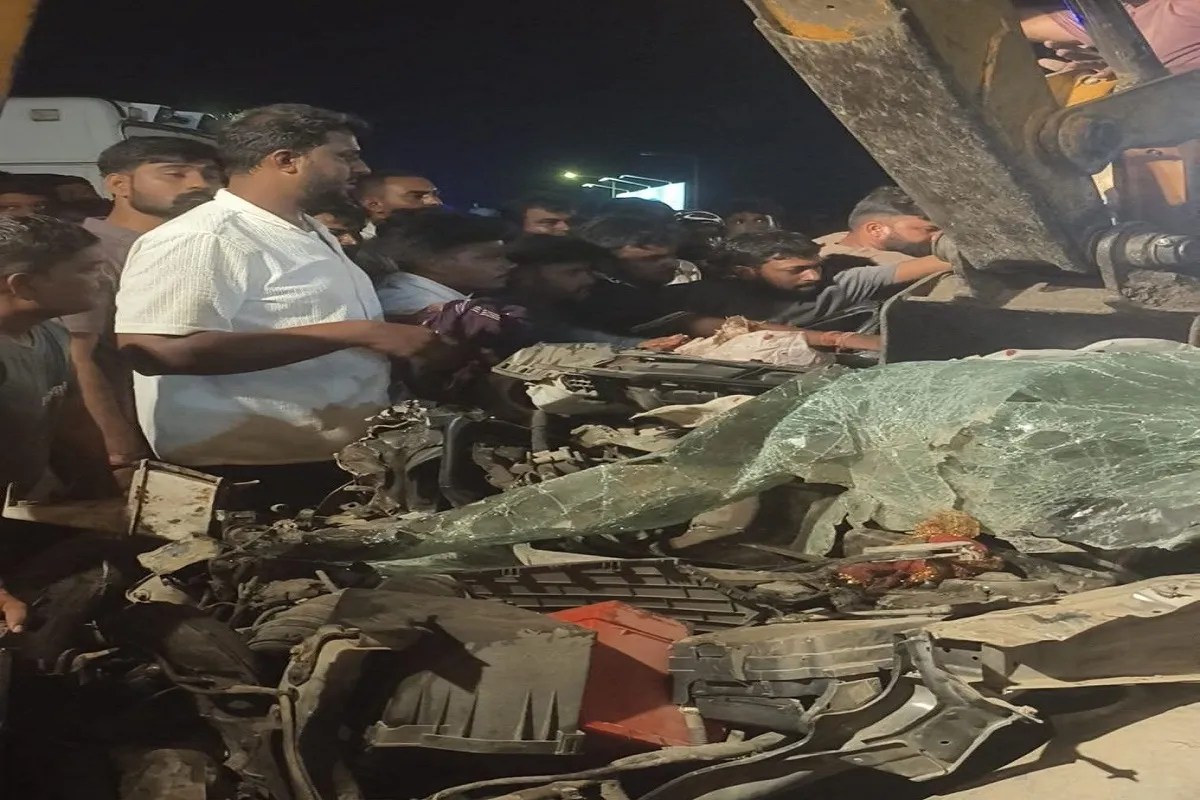 5 Killed, 2 Critically Injured After Car Rams into Dumper in Morbi