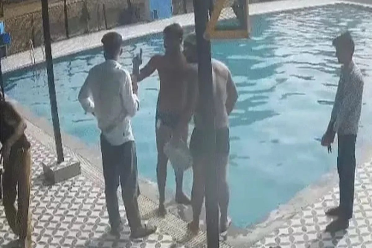 swimming player