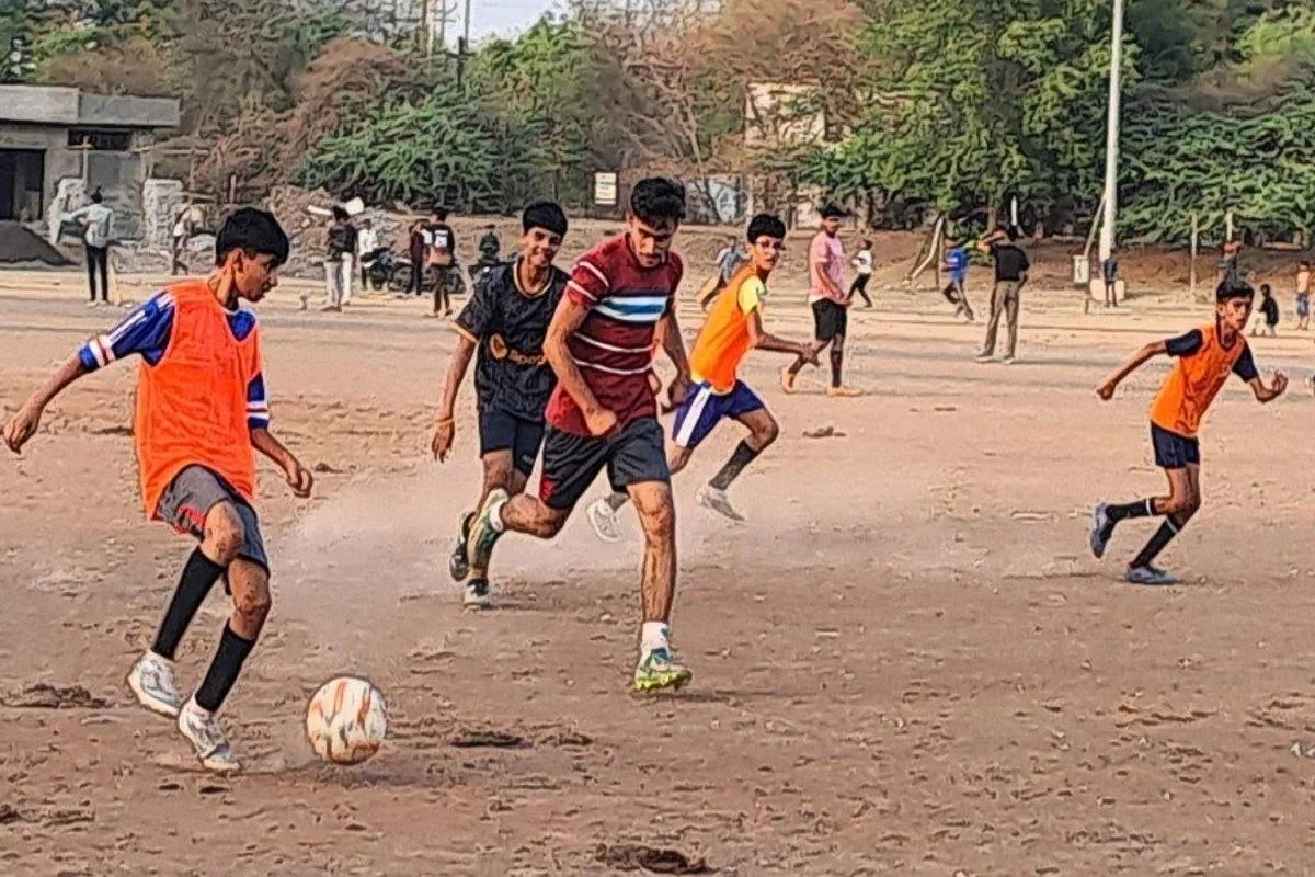FIFA World Cup… दुनिया के सबसे लोकप्रिय खेल फुटबॉल को खंडवा में नहीं मिला बढ़ावा | Fifa World Cup Football The Worlds Most Popular Sport Failed To Gain Momentum In Khandwa