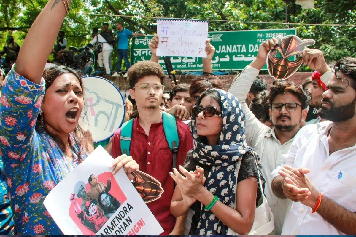 Sulekha Dalal, Cockroach Janta Party