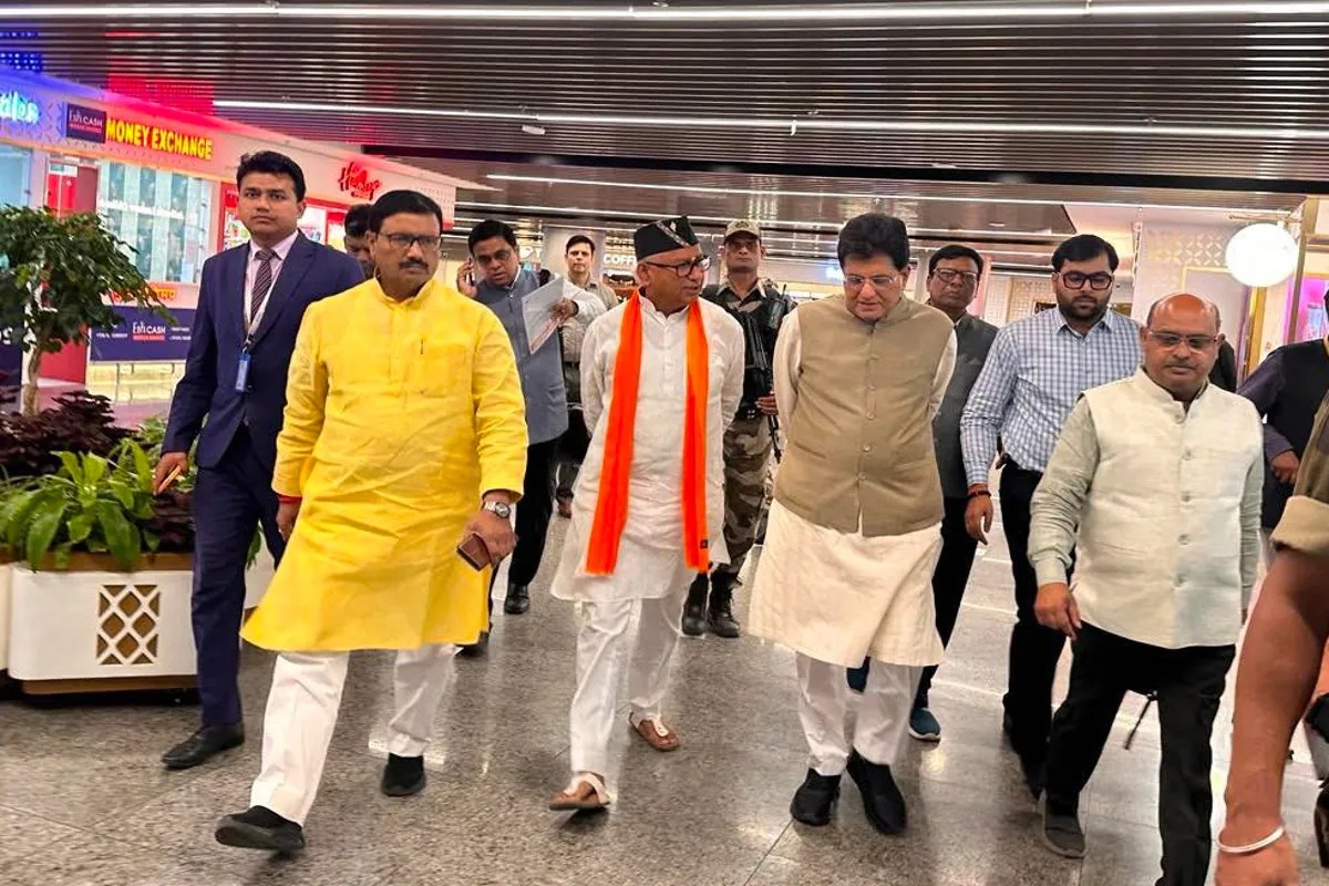 अखिलेश यादव के ट्वीट को जनता गंभीरता से नहीं लेती: केंद्रीय मंत्री पीयूष गोयल